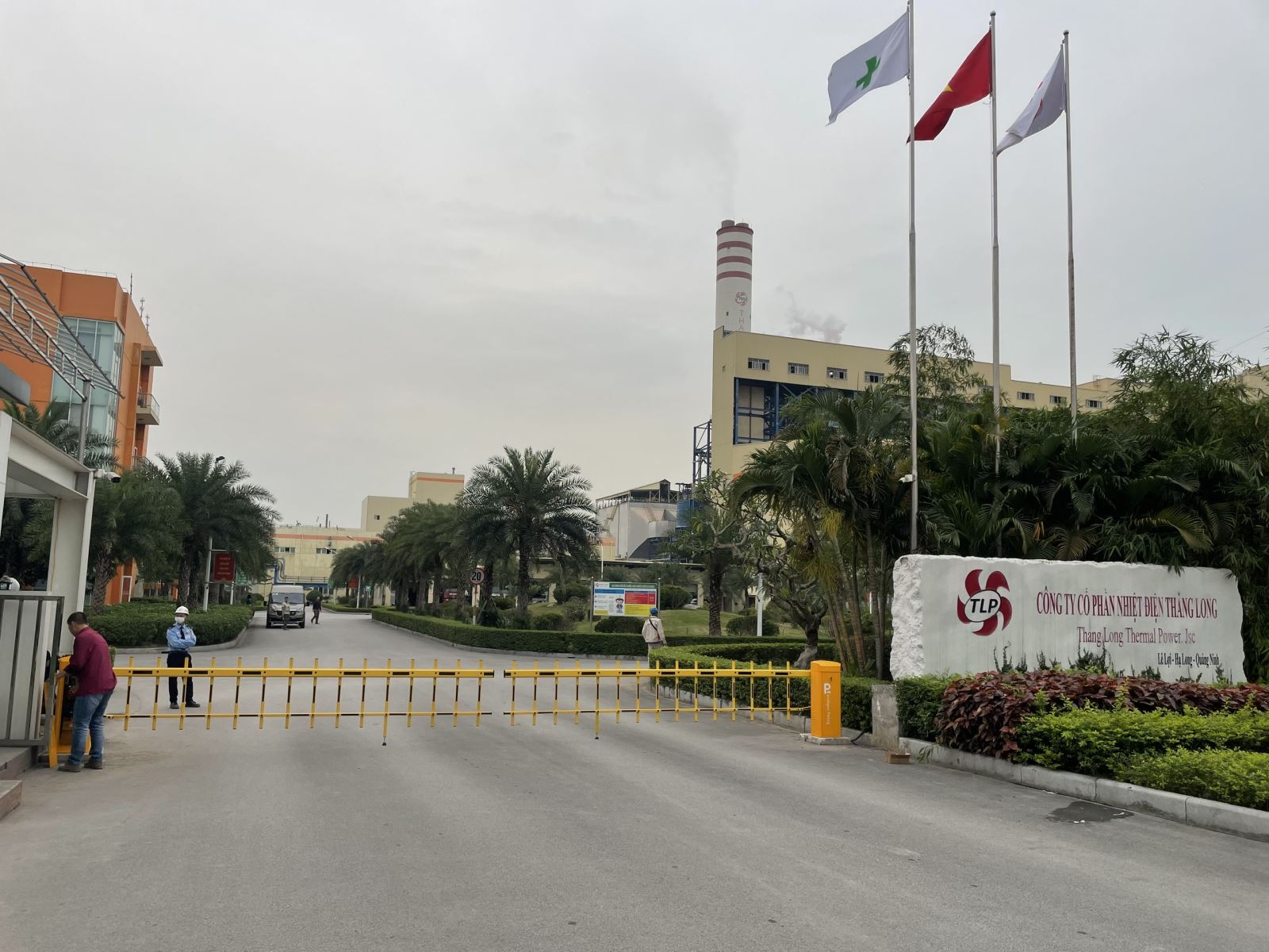 Barie Cần rào - Công ty Nhiệt điện Thăng Long - Quảng Ninh